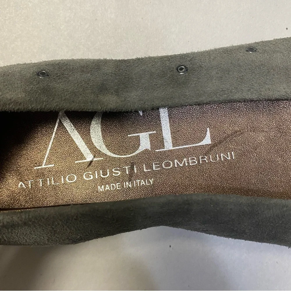 AGL Attilio Giusti Leombruni Flats US Size 5 Suede Leather Grommet Mist Grey NWT